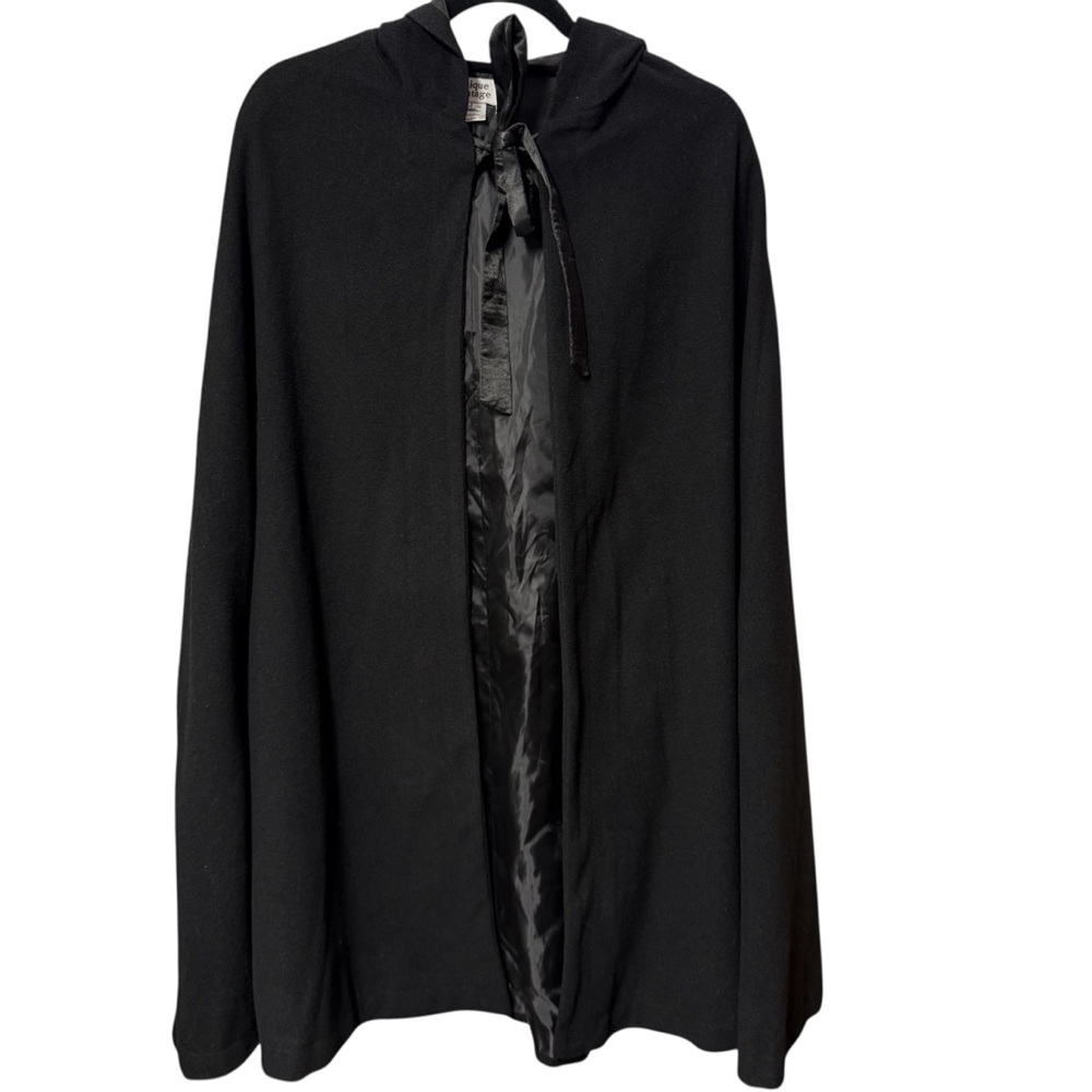 Unique Vintage Black Hooded Cloak Sz M